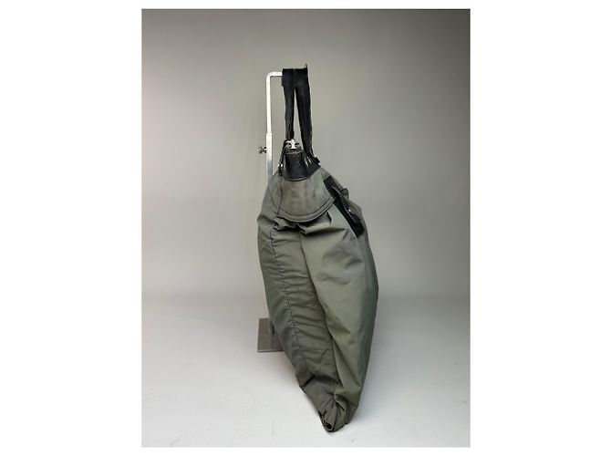 Céline Vintage Celine Nylon Tote mit Lederbesatz Olive Black Grün - Ansicht 6