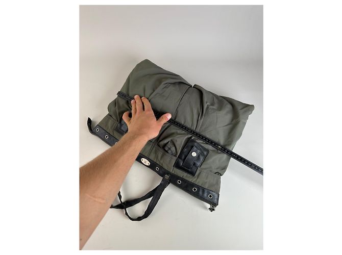 Céline Vintage Celine Nylon Tote mit Lederbesatz Olive Black Grün - Ansicht 9