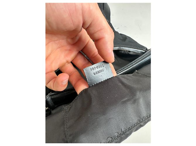 Vintage Gucci Nylon Shoulder Bag Black Silver - view 5