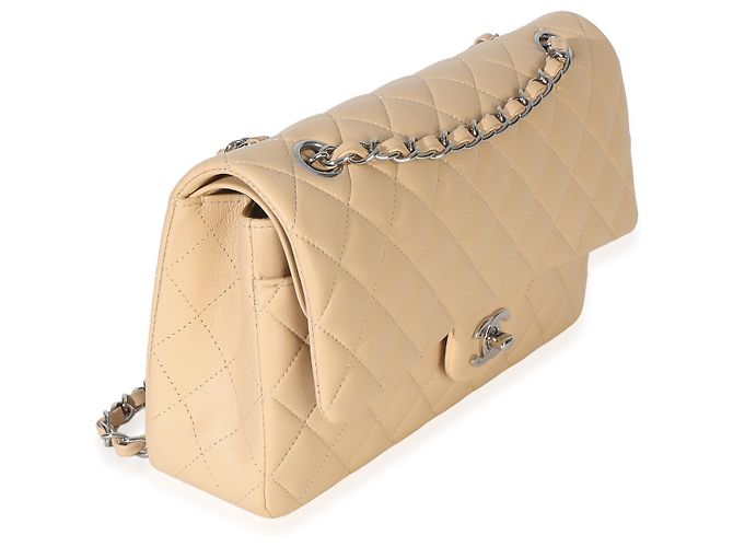 Timeless Borsa Chanel Beige Quilted Lambskin Medium Classic Double Flap - vista 3