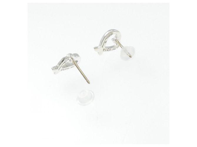 Tiffany & Co Mini orecchini Tiffany Loving Heart - vista 3
