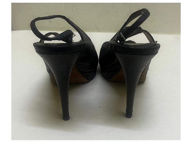 Jimmy Choo Slingback con Punta Aperta in Pelle Nera Goffrata Nero - vista 3