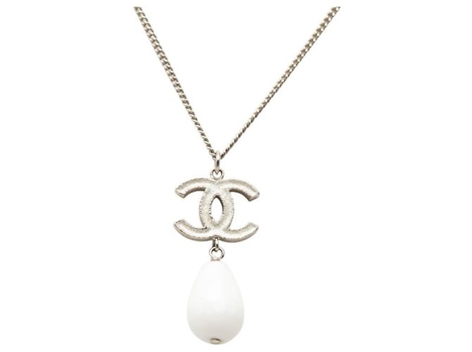 Collana con pendente Chanel Coco Mark Argento Bianco - vista 2