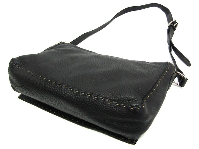 Fendi Selleria Messenger Bag Leder Medium Schwarz - Ansicht 2