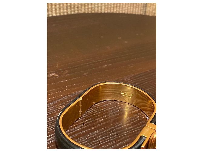 Loewe Bracciale a Cerchio Anagramma in Pelle Nera e Metallo Dorato Nero D'oro - vista 4