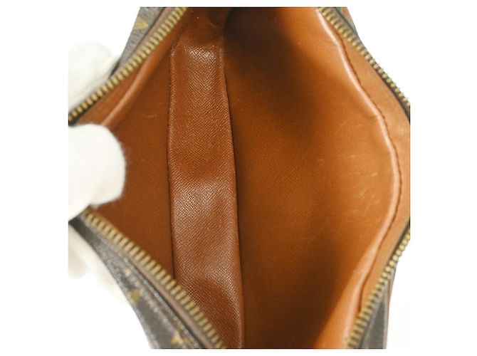 Pochette Louis Vuitton Marly Dragonne Monogram Canvas PM Marron - vue 3