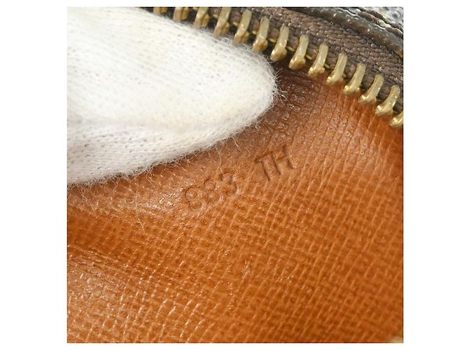 Pochette Louis Vuitton Marly Dragonne Monogram Canvas PM Marron - vue 5