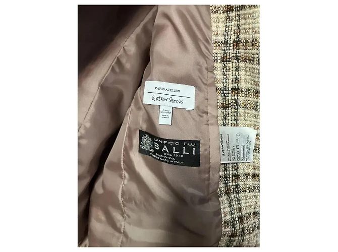 & Other Stories Tweed-Kurzjacke mit Karomuster Braun Schwarz Beige - Ansicht 3