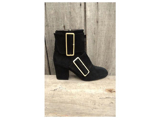 Avril Gau Botas de camurça pretas com fivela dourada Preto - vista 10