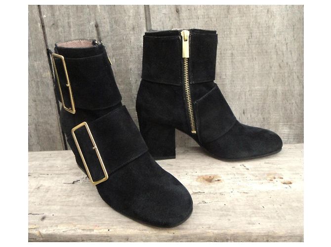 Avril Gau Botas de camurça pretas com fivela dourada Preto - vista 2