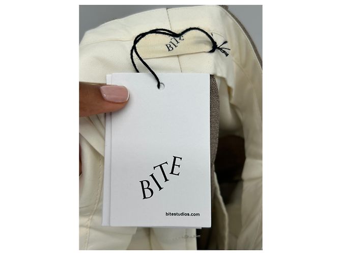 Autre Marque Conjunto de chaqueta y pantalones BITE beige de algodón talla 36 - vista 11