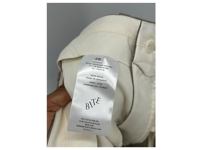 Autre Marque Conjunto de chaqueta y pantalones BITE beige de algodón talla 36 - vista 12
