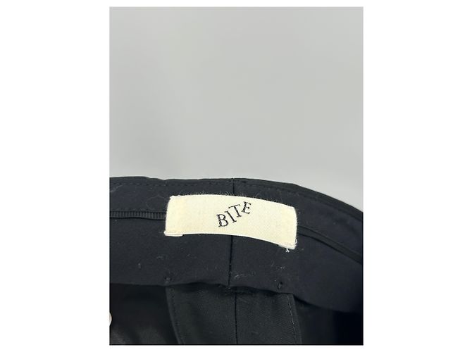 Autre Marque Schwarze Wollhose mit BITE-Plissee Größe 8 - Ansicht 3