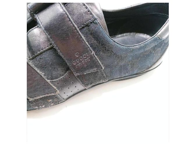 Sneakers Gucci in pelle nera e monogram con chiusura a strappo Nero - vista 3