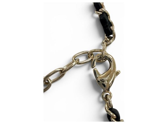 Chanel B23C Matelassé Bag Motif Necklace Crudo - vista 7