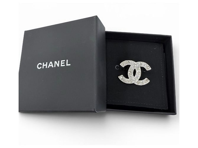 Spilla Chanel in strass argento - vista 2