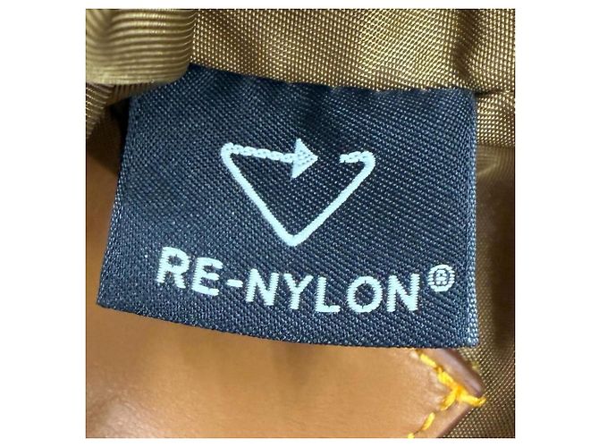 Bolso de hombro de nylon y cuero Prada 2VH172 Castaño - vista 11