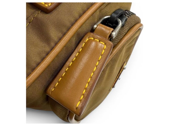Bolso de hombro de nylon y cuero Prada 2VH172 Castaño - vista 7