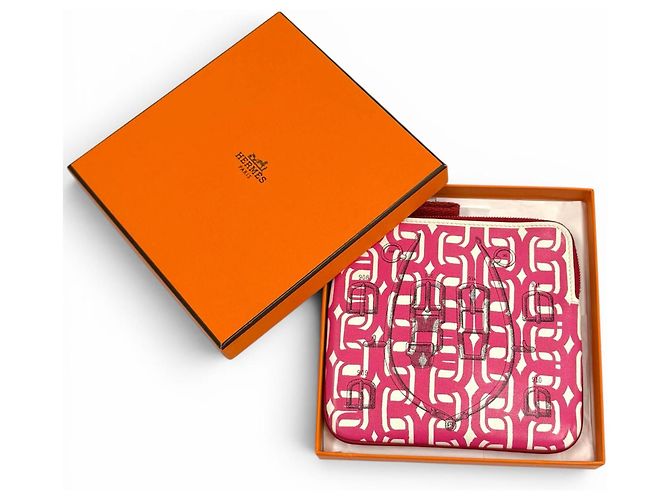 Hermès HERMES Carre Pocket Pink Veau Swift Round Zip Mini Pouch - vista 2