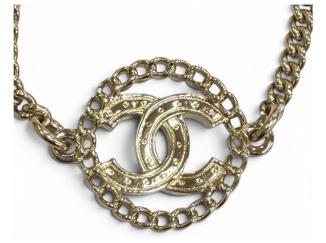 Bracciale Charm Chanel in Oro con Strass D'oro - vista 5