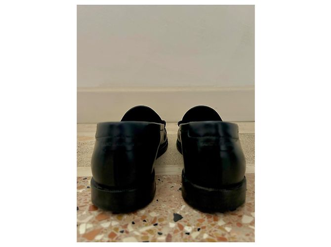 Saint Laurent Mocasines de cuero negro - vista 2