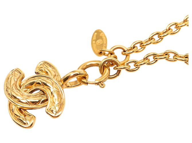 Collana con pendente CC trapuntato placcato oro Chanel Gold Gold D'oro - vista 4
