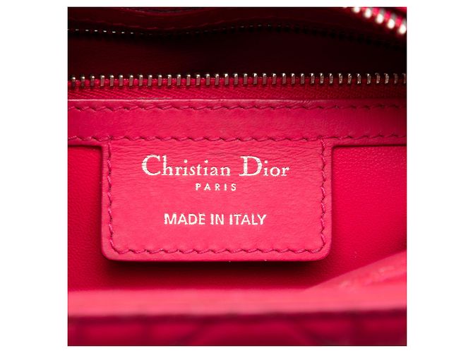 Lady Dior em couro de bezerro Ultra Matte com relevo Cannage rosa, tamanho Medium - vista 5