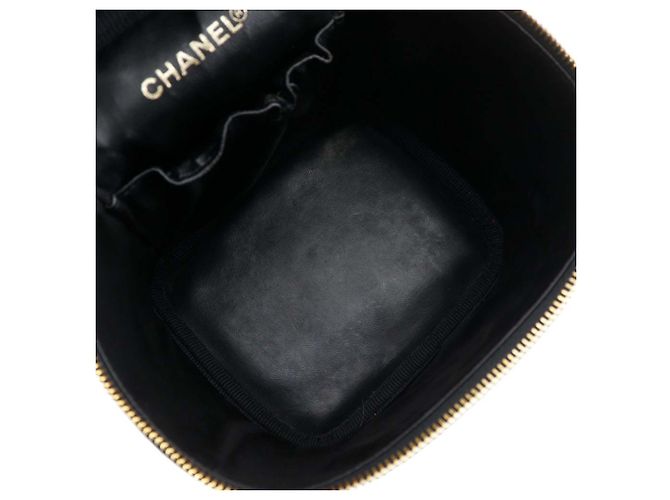 Vanity Beauty Case Chanel Black CC Caviar Nero - vista 4