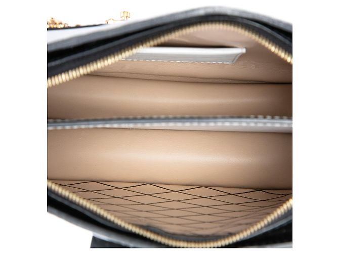 Clutch Louis Vuitton in pelle Epi bianca Bianco - vista 4