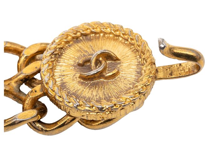 Cinturón Chanel Gold CC Bañado en Oro con Medallón Dorado - vista 3