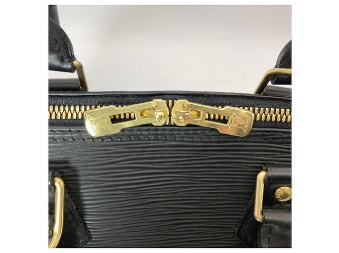 Borsa Alma Louis Vuitton in pelle Epi Nero - vista 4