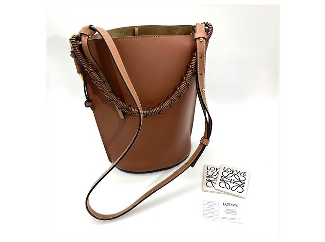 Loewe Gate Bucket Schultertasche Braun - Ansicht 10