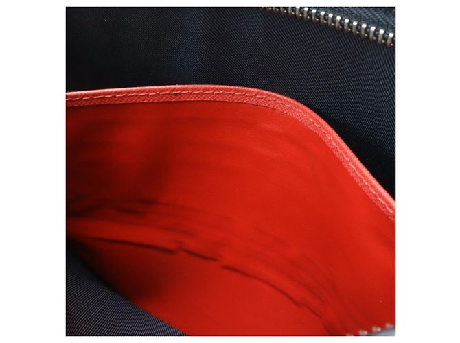 Clutch Louis Vuitton Taiga Pochette Voyage MM Blu navy - vista 8