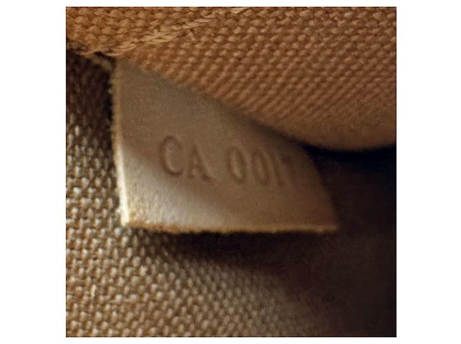 Louis Vuitton Monogram Rivete Pochette Accessoires Marrone - vista 12