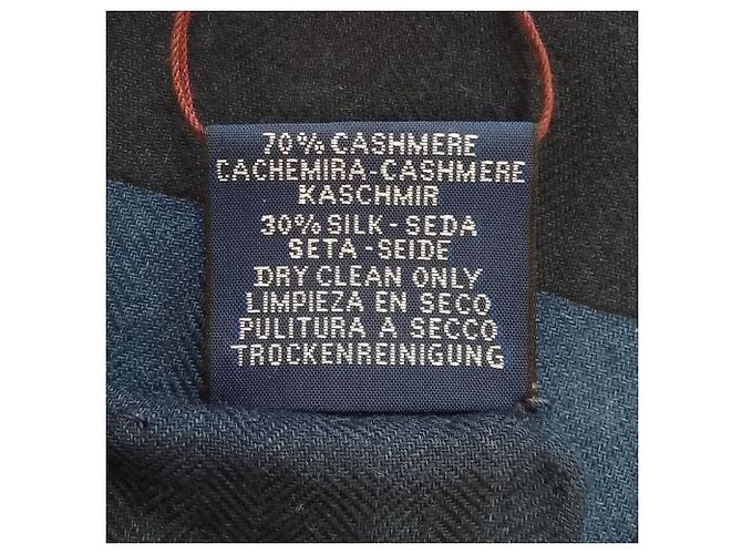 Hermès Sciarpa in seta e cashmere Hermes Eperon d'Or Carre 140 Blu navy - vista 13