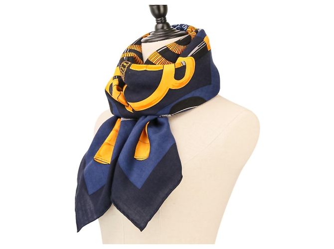 Hermès Sciarpa in seta e cashmere Hermes Eperon d'Or Carre 140 Blu navy - vista 9