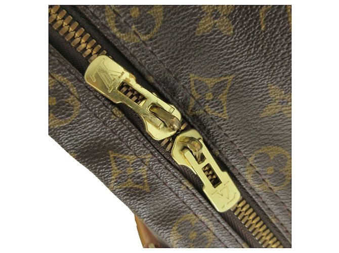 Bolsa Boston Louis Vuitton Monogram Sirius 50 Marrom Monograma - vista 17