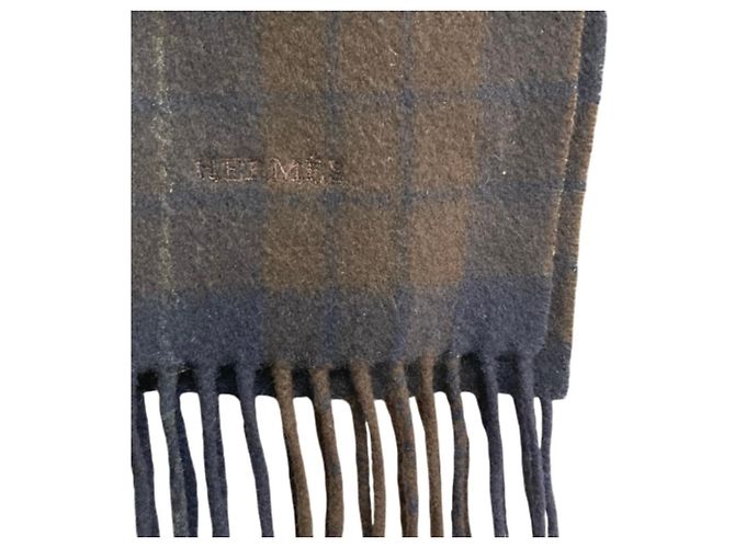 Hermès Sciarpa in cashmere a quadri con frange Hermes Marrone Blu navy - vista 2