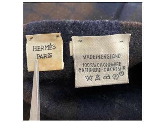 Hermès Sciarpa in cashmere a quadri con frange Hermes Marrone Blu navy - vista 4
