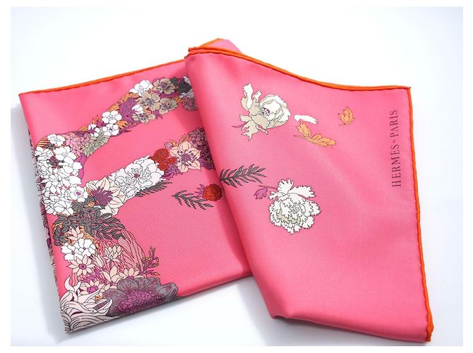 Carré Hermès Robe Légère 90 cm Seta Rosa Marrone Bianco Rosso D'oro Grigio - vista 3