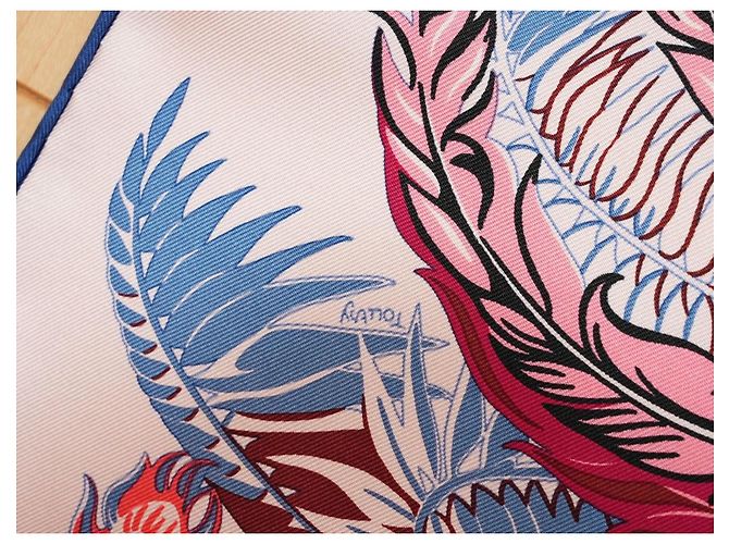 Carré Hermès Mythiques Phoenix 90 cm seta rosa Bianco Rosso Blu Corallo - vista 10