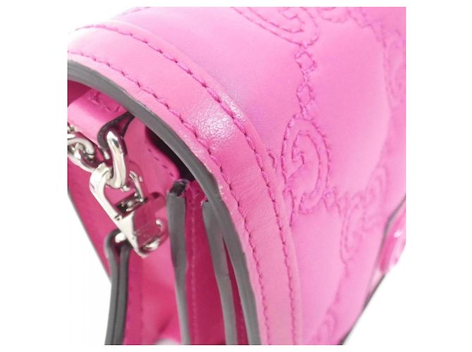 Borsa a tracolla in nylon rosa Gucci - vista 5