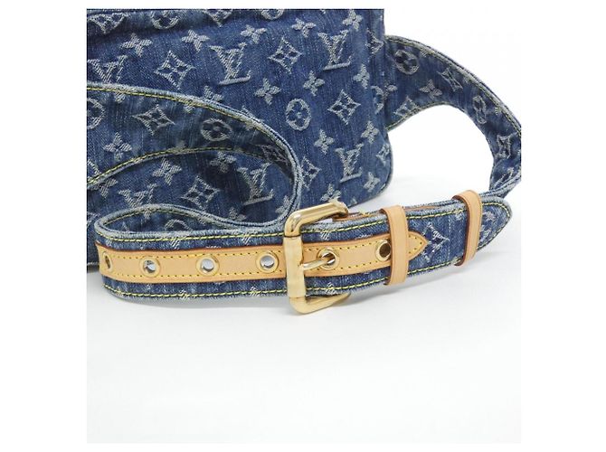 Louis Vuitton Monogram Denim Shoulder Bag Blue - view 5