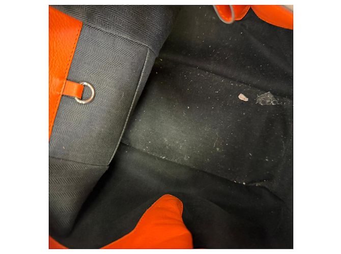 Piccola borsa a tracolla Hammock Loewe in pelle di vitello arancione - vista 9