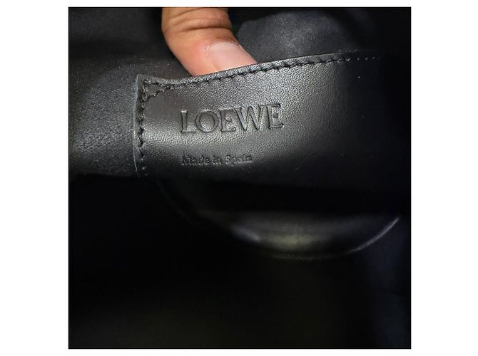 Piccola borsa a secchiello Balloon di Loewe in pelle nera e marrone Nero - vista 10