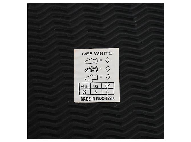 Off White Chinelos Off-White Logo Typographic em borracha preta Preto - vista 7