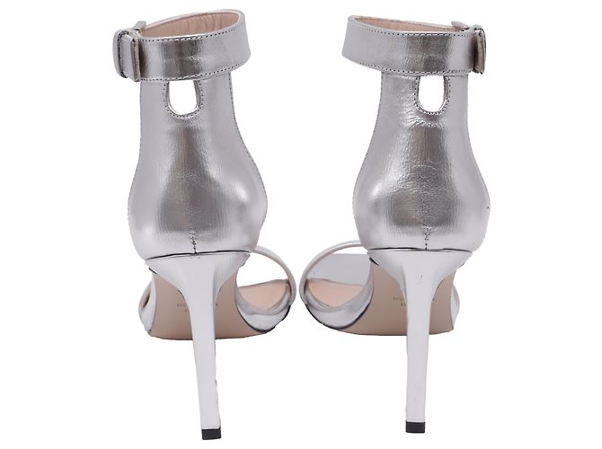 Sandali con cinturino alla caviglia Square Nudist Stuart Weitzman in pelle argento Metallico - vista 4
