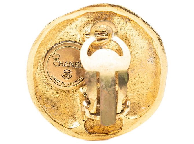 Timeless Orecchini Chanel Vintage Logo Clip D'oro - vista 3