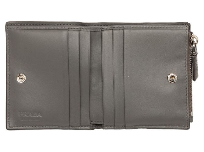 Prada Triangle Logo Bi-fold Wallet in Grau Braun - Ansicht 4