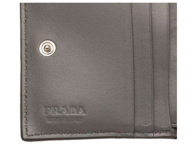 Prada Triangle Logo Bi-fold Wallet in Grau Braun - Ansicht 6